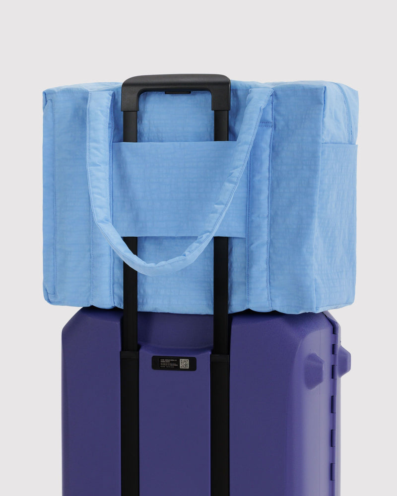 Baggu | Cloud Carry On | Piscine