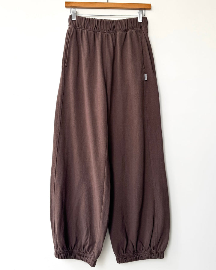 Le Bon Shoppe | Balloon pants | Chocolate